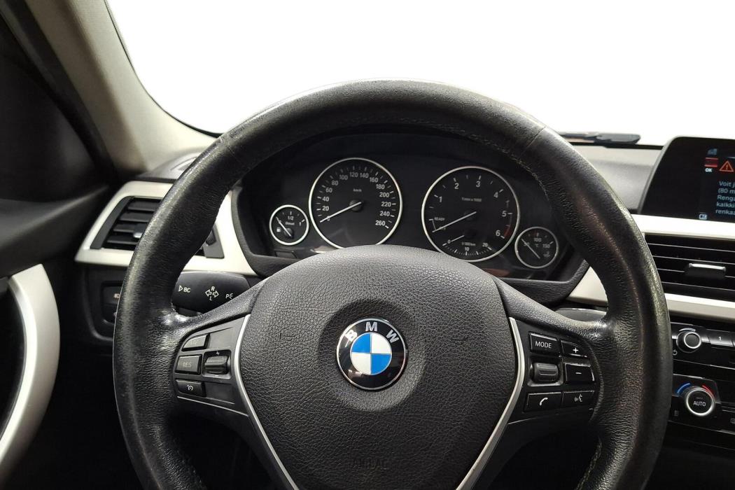 BMW 320 2017