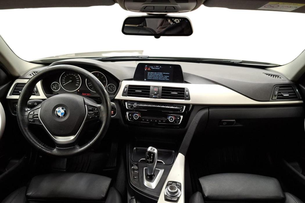 BMW 320 2017