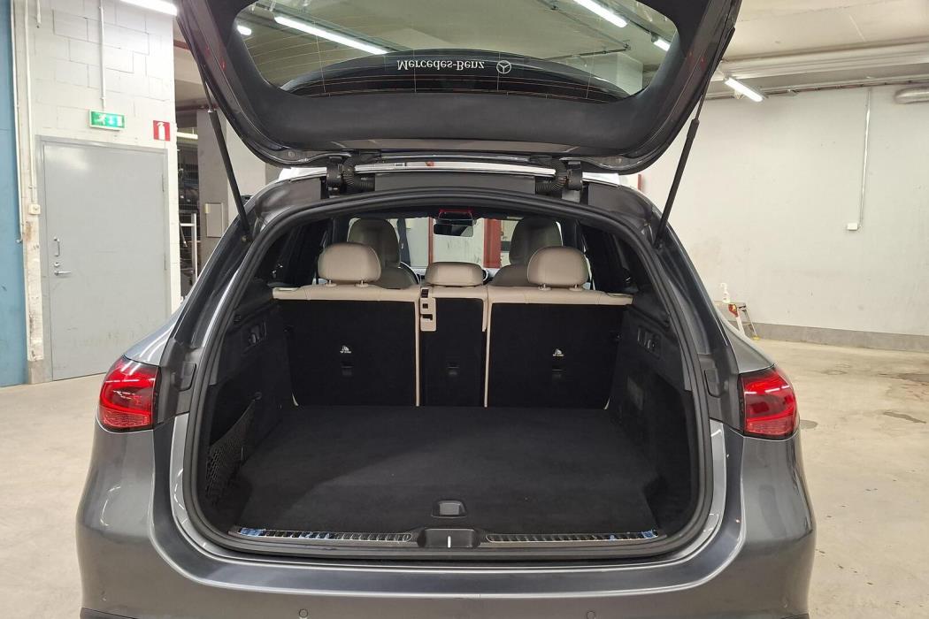 MERCEDES-BENZ GLC 2023