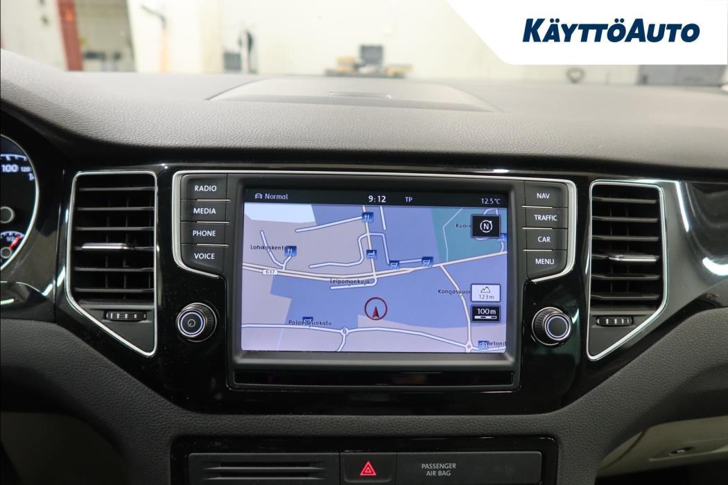 VOLKSWAGEN Golf Sportsvan 2014