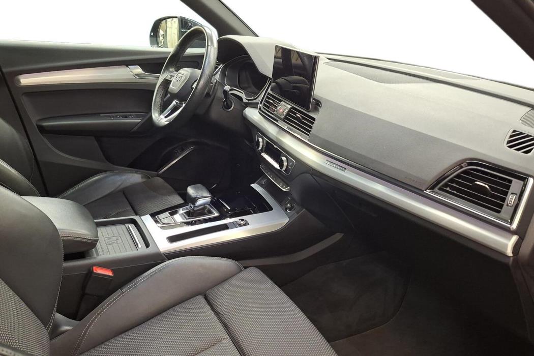 AUDI Q5 2021