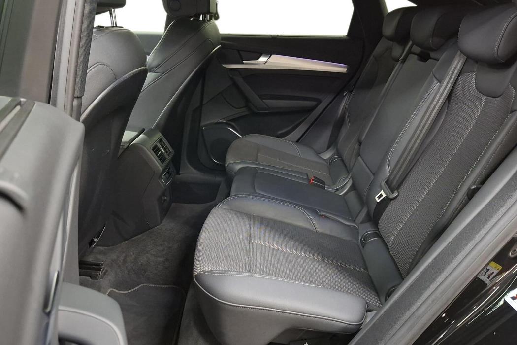 AUDI Q5 2021