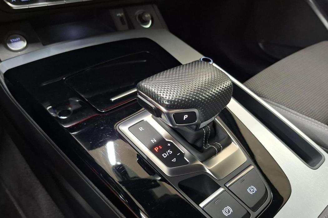 AUDI Q5 2021