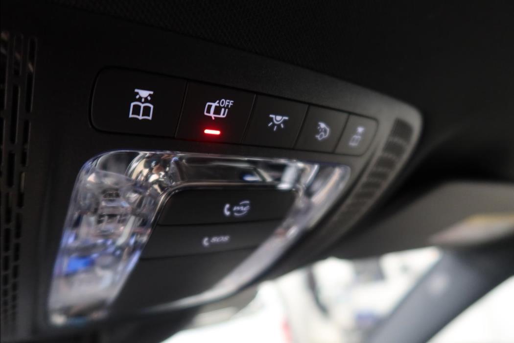 MERCEDES-BENZ EQA 2026