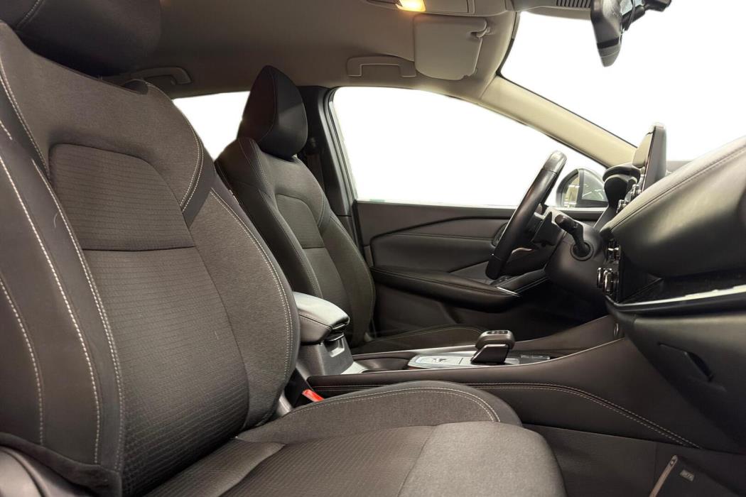 NISSAN Qashqai 2022