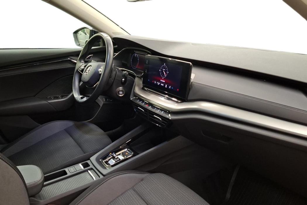 SKODA Octavia 2024