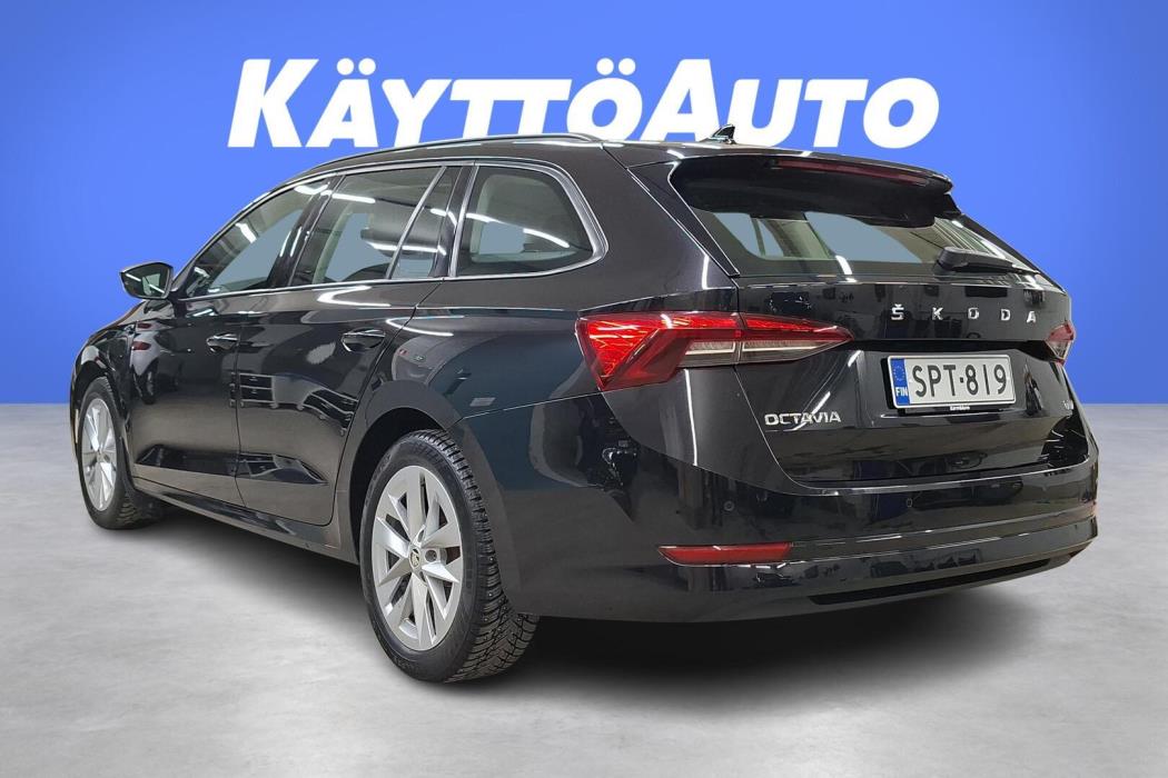 SKODA Octavia 2024