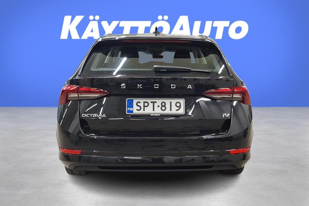SKODA Octavia 2024
