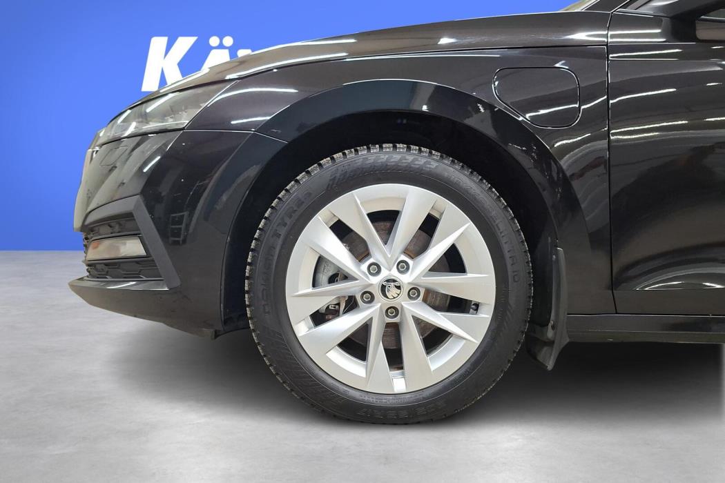 SKODA Octavia 2024