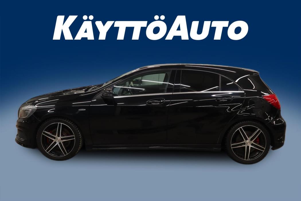 MERCEDES-BENZ A 2015