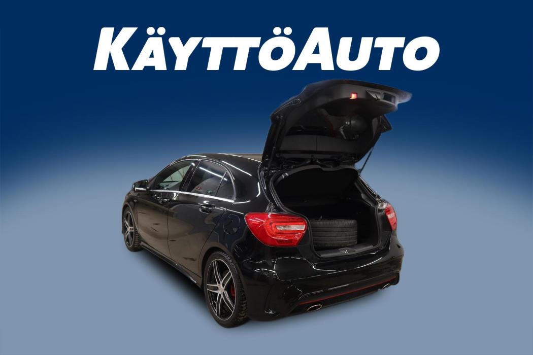 MERCEDES-BENZ A 2015