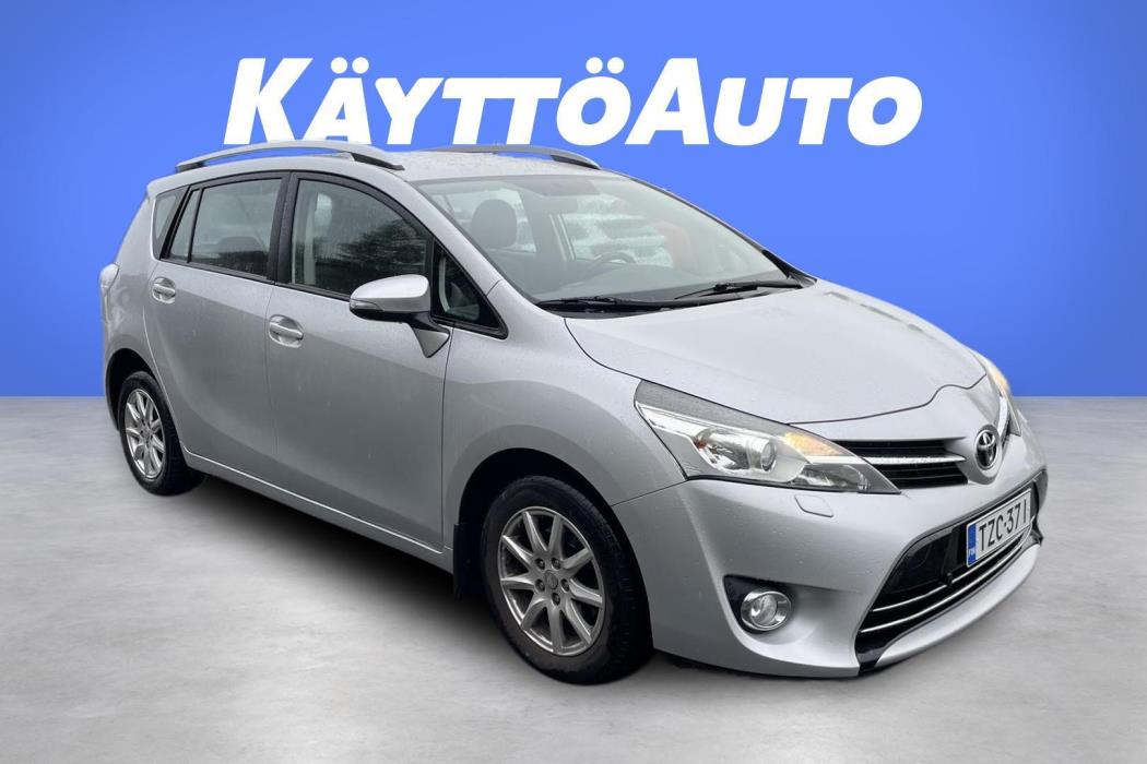 TOYOTA Verso 2015