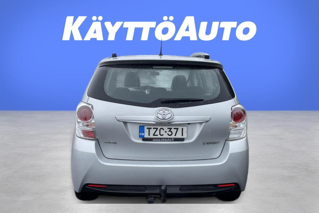 TOYOTA Verso 2015