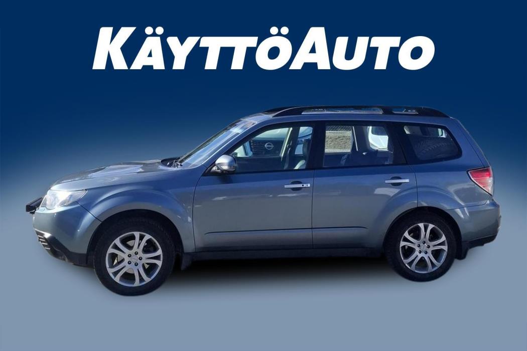 SUBARU Forester 2011