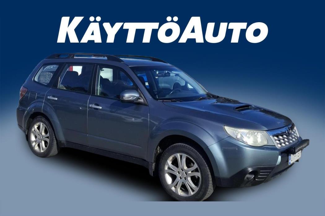 SUBARU Forester 2011