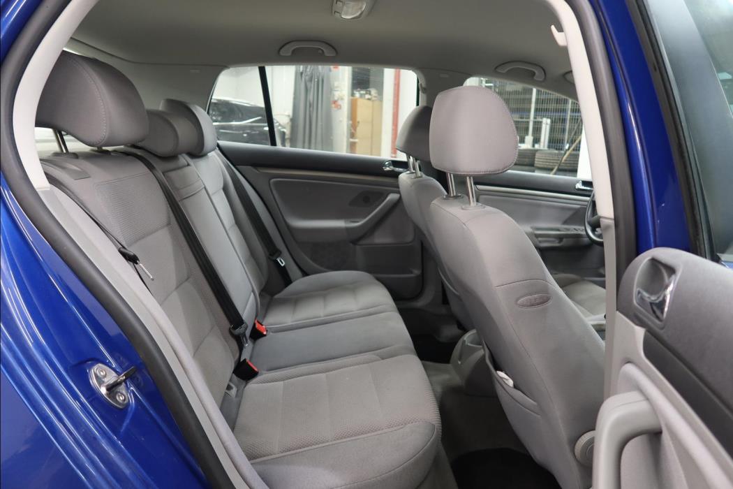 Volkswagen Golf 2005