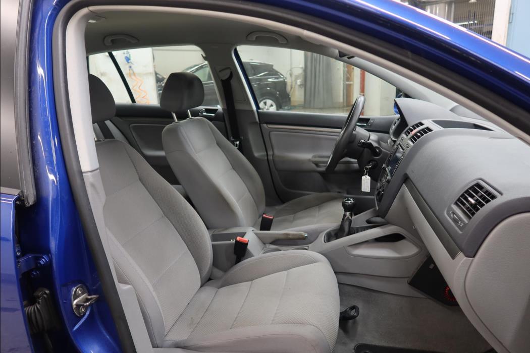 Volkswagen Golf 2005