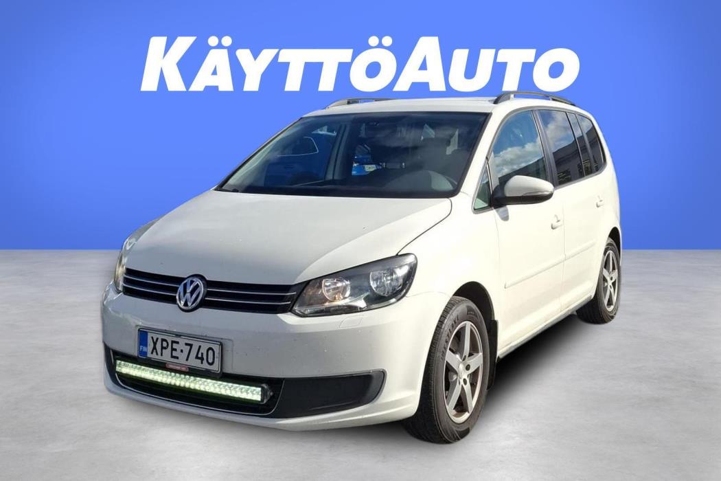 VOLKSWAGEN Touran 2013