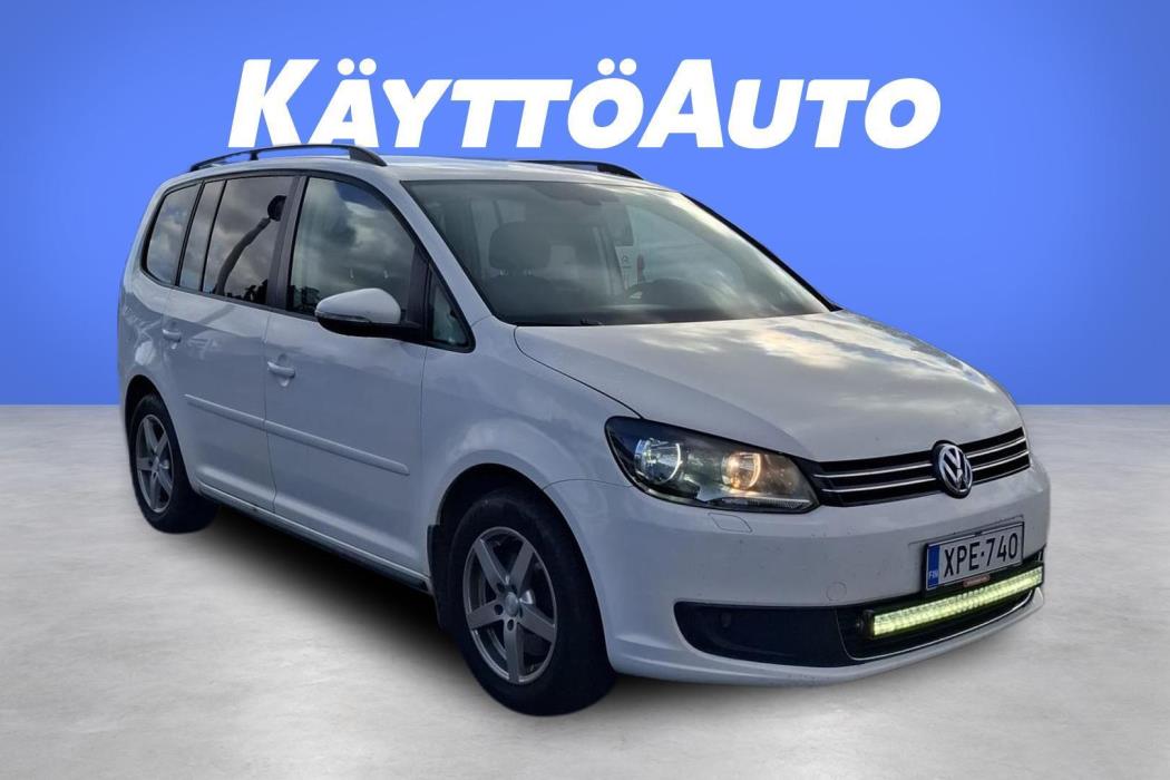 VOLKSWAGEN Touran 2013