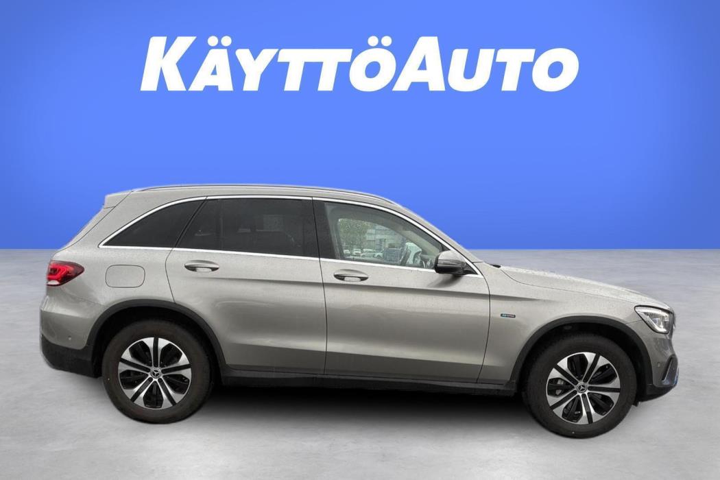 MERCEDES-BENZ GLC 2021