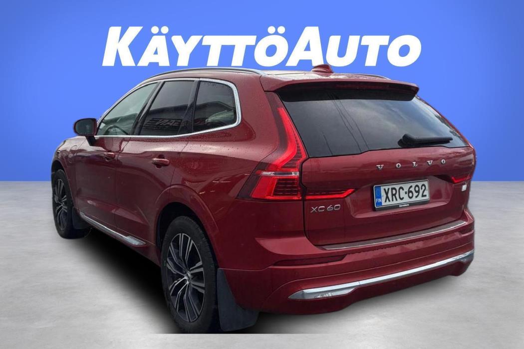VOLVO XC60 2022
