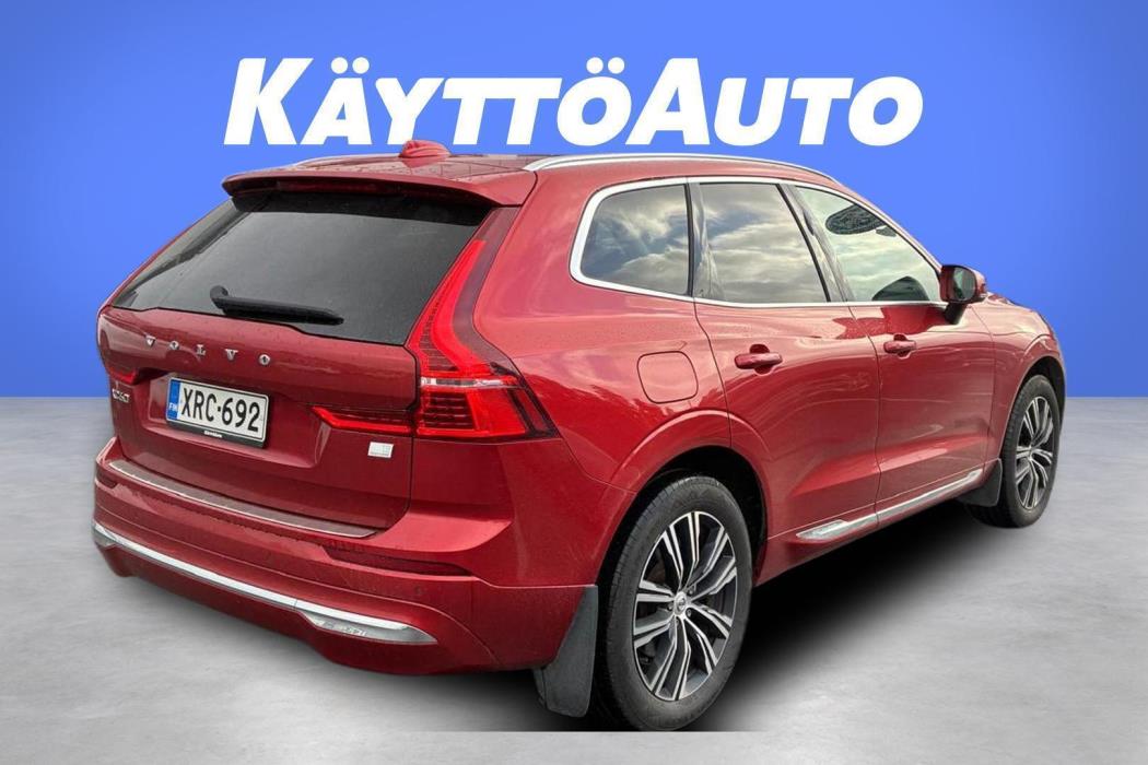 VOLVO XC60 2022
