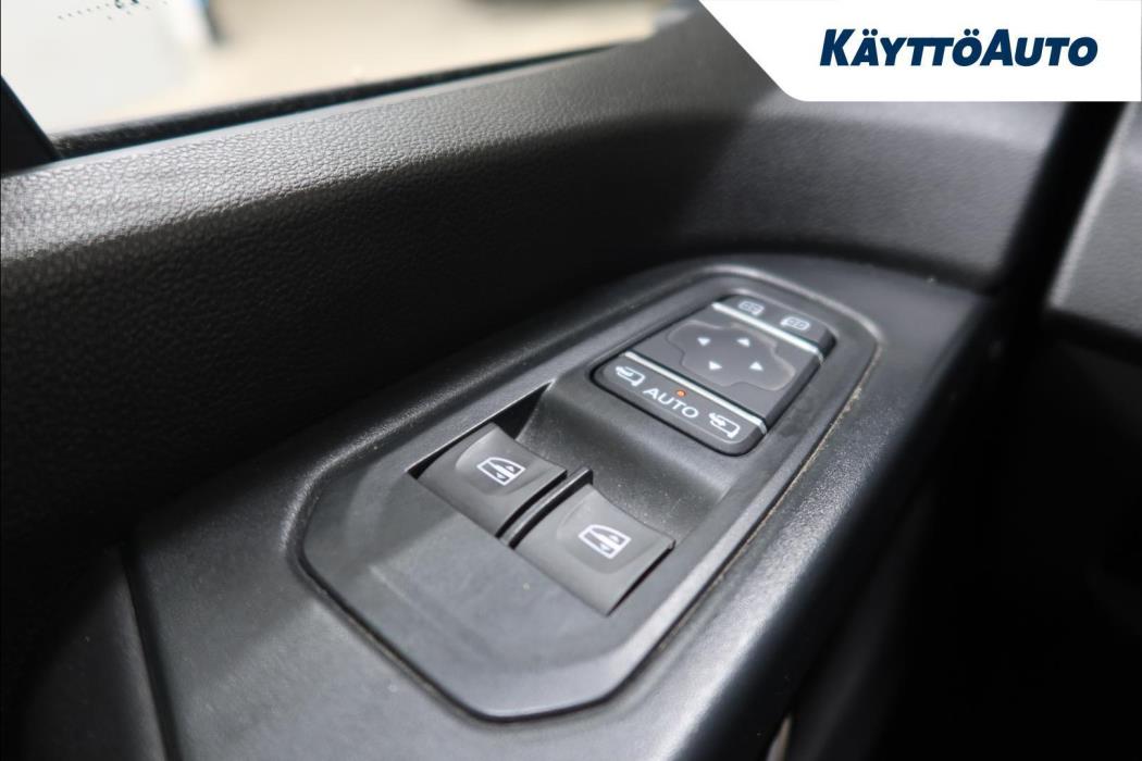 NISSAN Primastar 2023