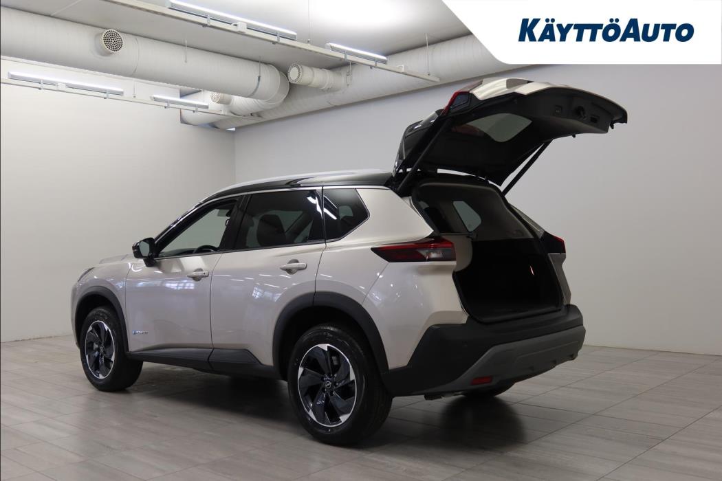 NISSAN X-Trail 2024