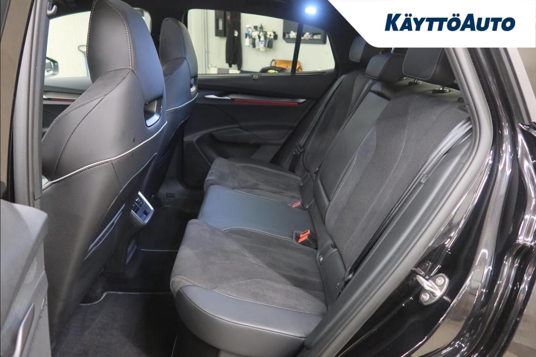 SKODA ENYAQ 2025