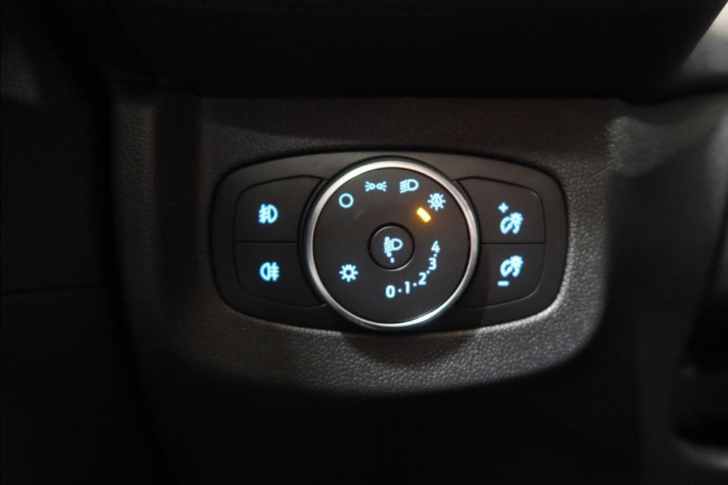 FORD TRANSIT COURIER 2026