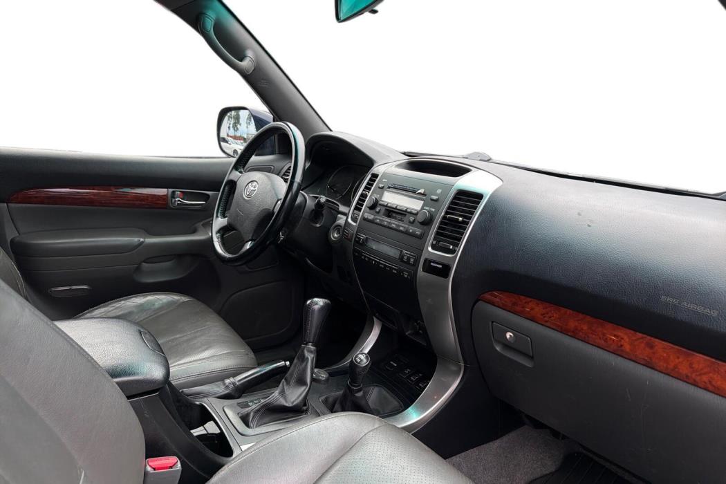 TOYOTA Land Cruiser 2007