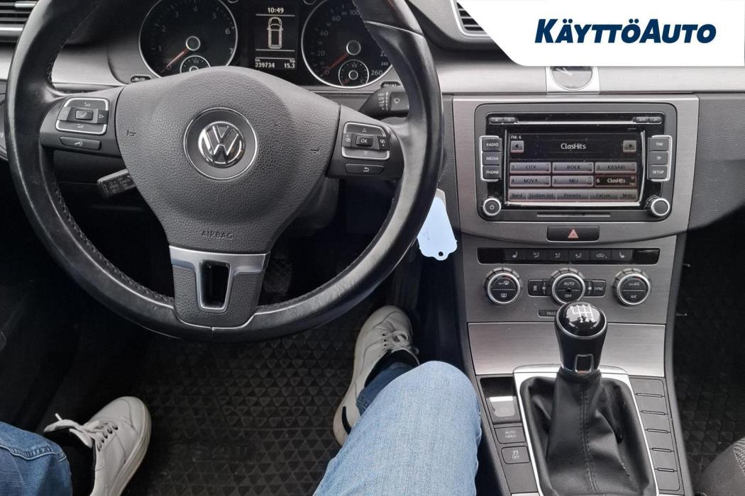 VOLKSWAGEN Passat 2014