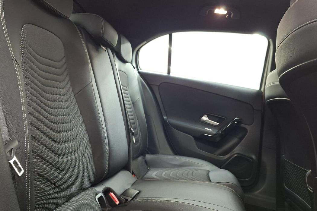 MERCEDES-BENZ A 2019