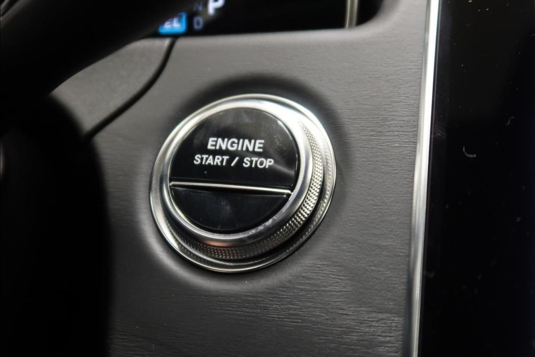 MERCEDES-BENZ E 2026