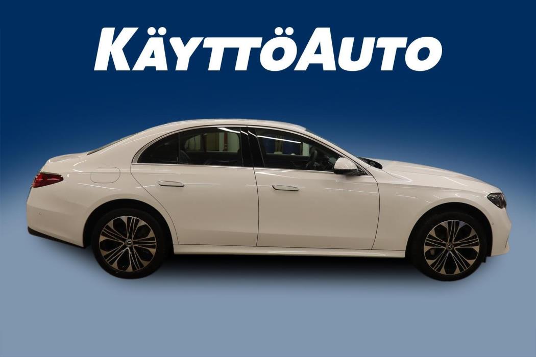 MERCEDES-BENZ E 2026