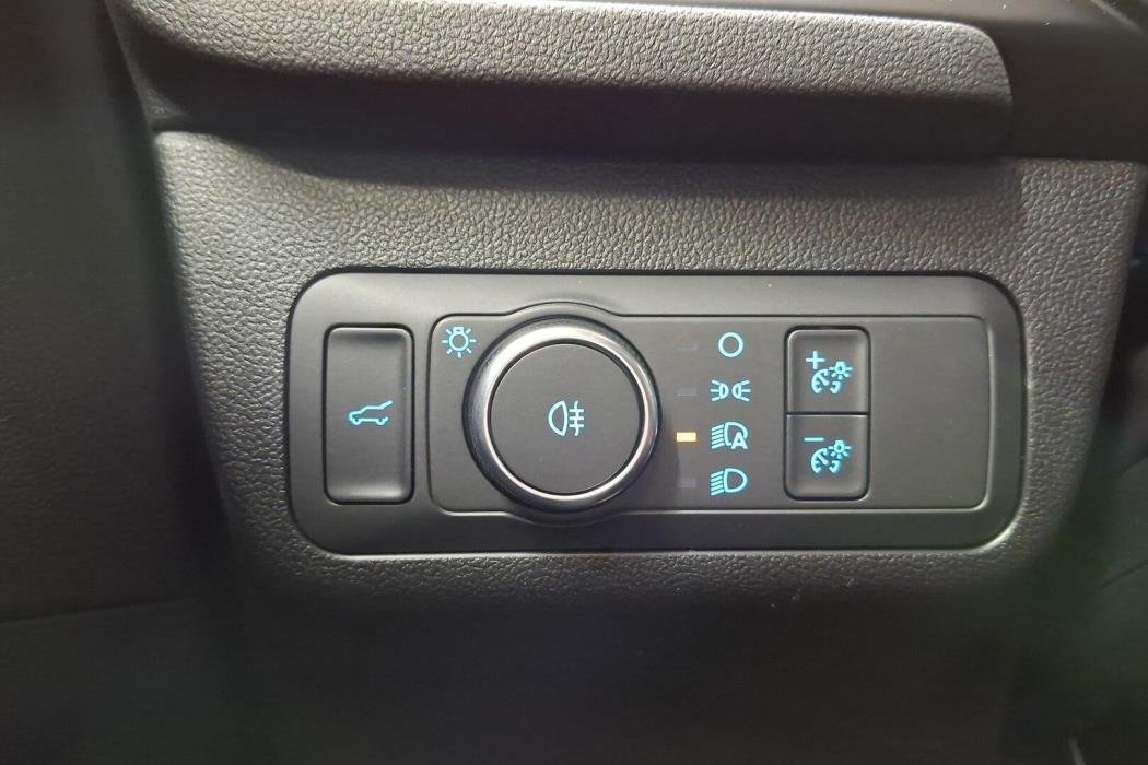 FORD Kuga 2026