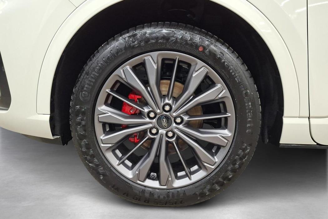 FORD Kuga 2026