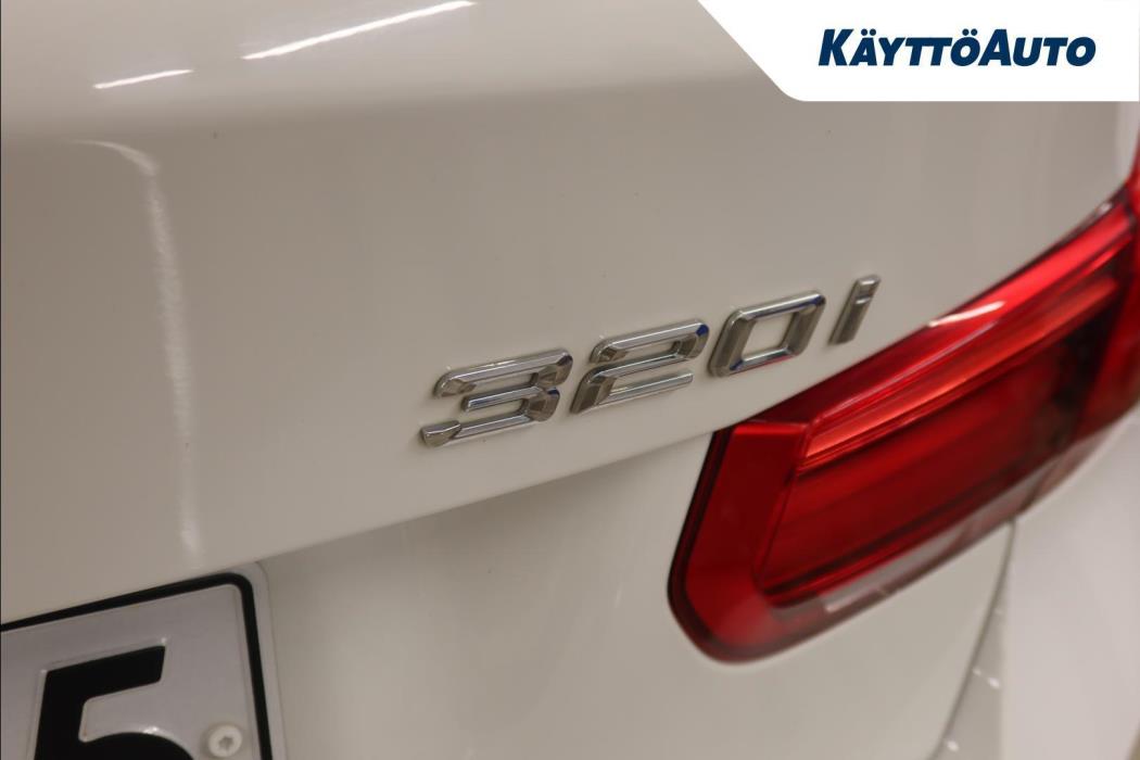 BMW 320 2018