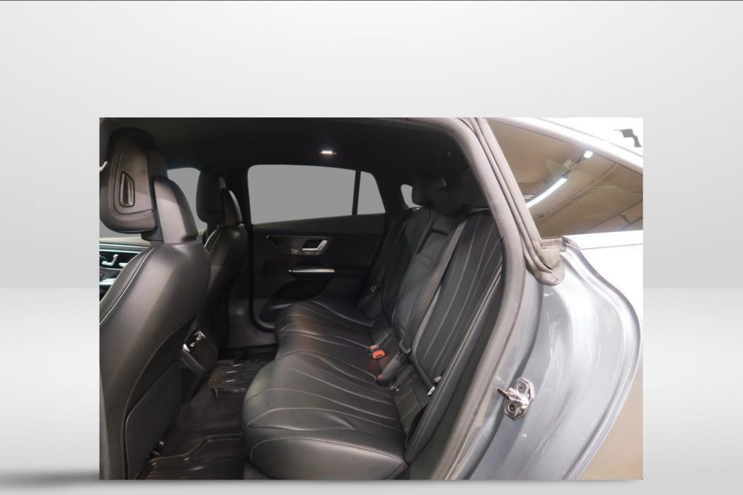 Mercedes-Benz EQE 2023