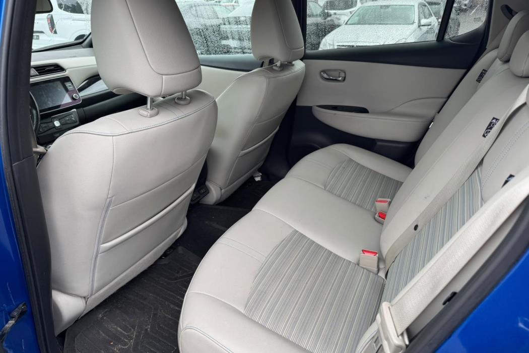 NISSAN Leaf 2023