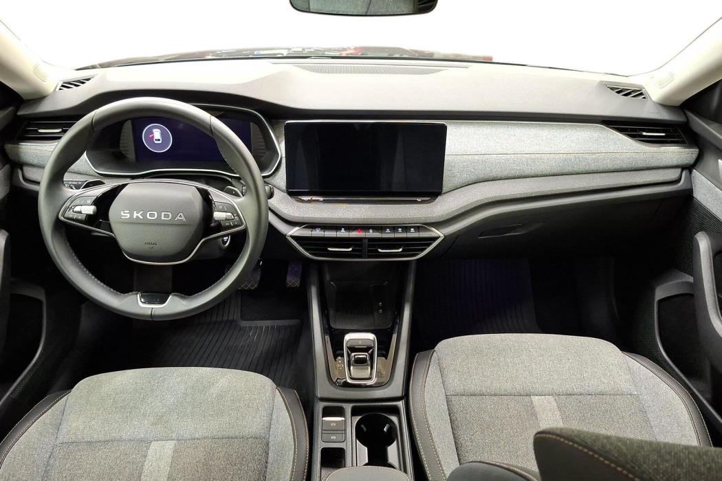 SKODA Octavia 2025