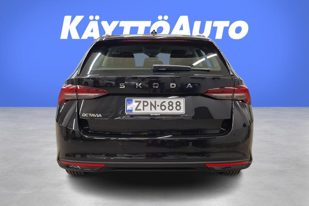 SKODA Octavia 2025