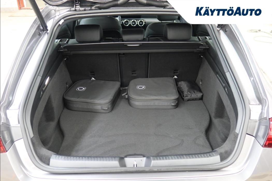 Mercedes-Benz CLA 2025