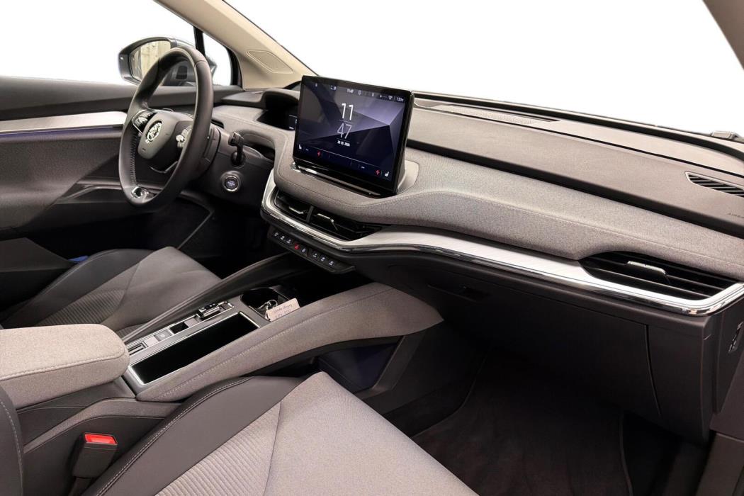 SKODA Enyaq 2023