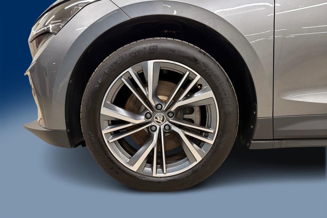 SKODA Enyaq 2023
