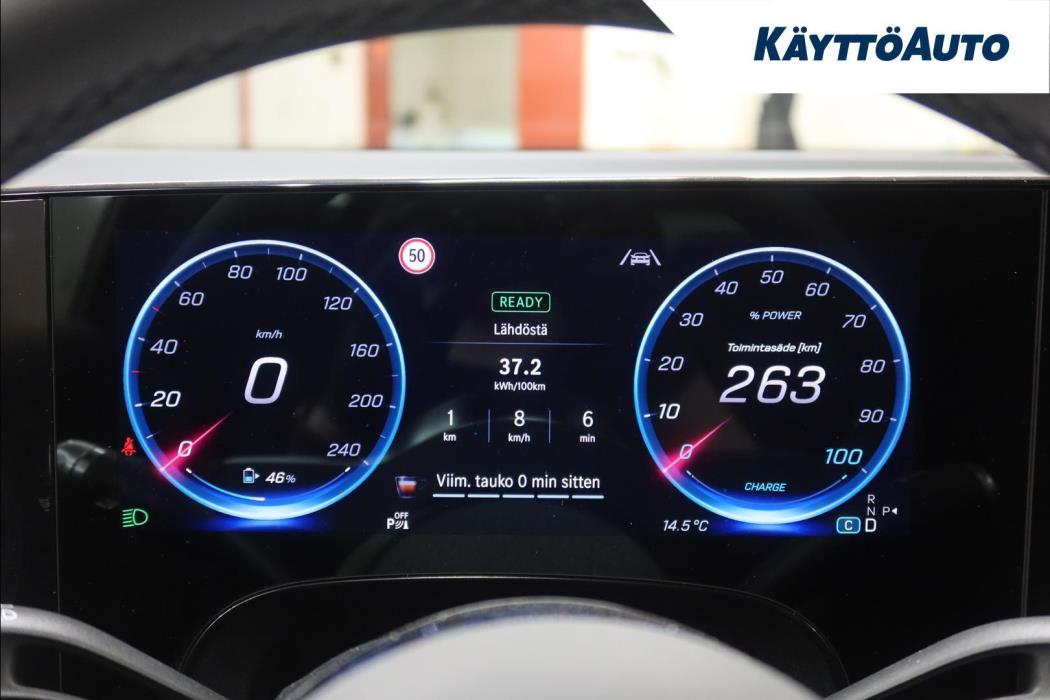 MERCEDES-BENZ GLB 2026