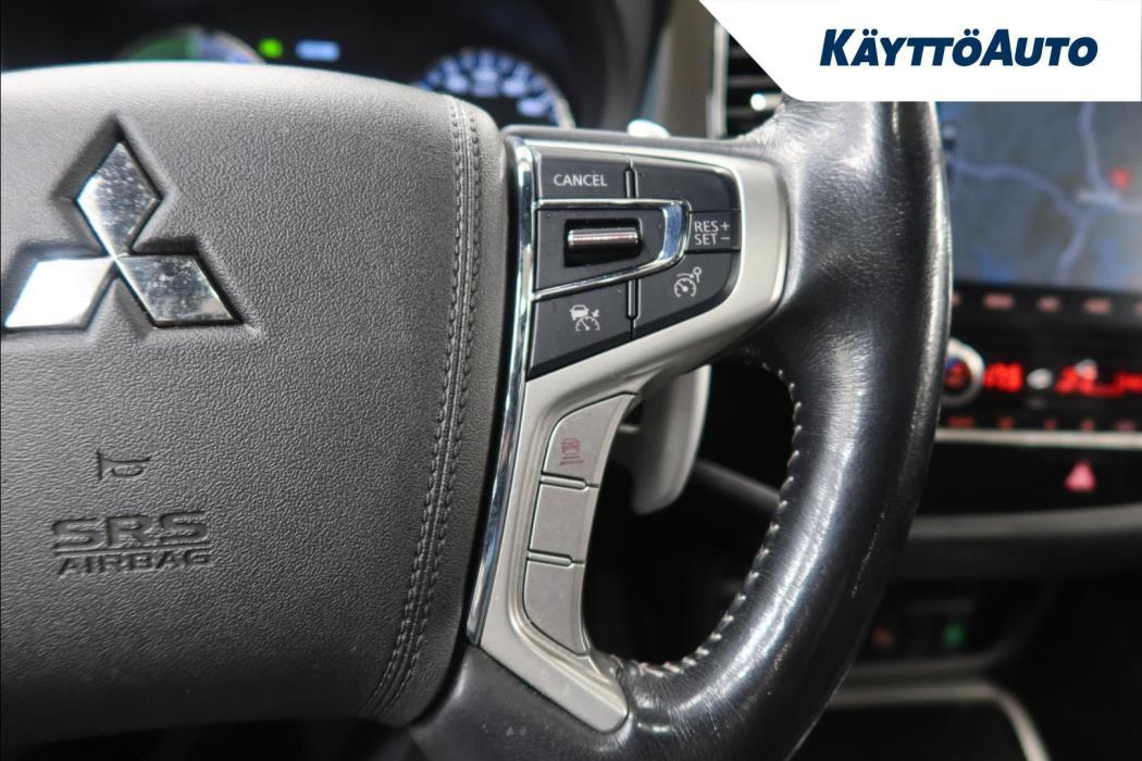 MITSUBISHI Outlander PHEV 2020