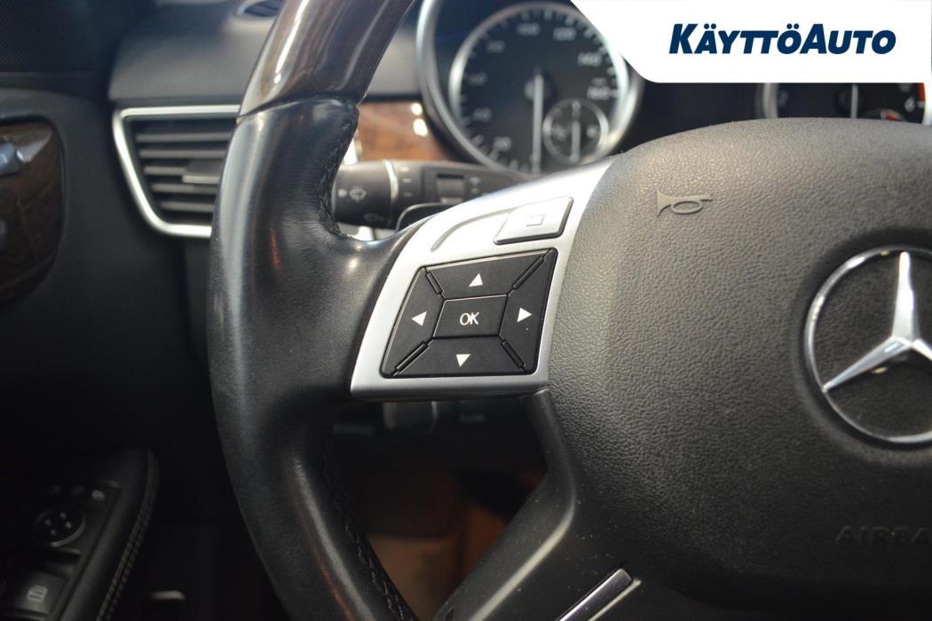 MERCEDES-BENZ ML 2012