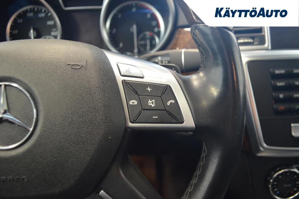 MERCEDES-BENZ ML 2012