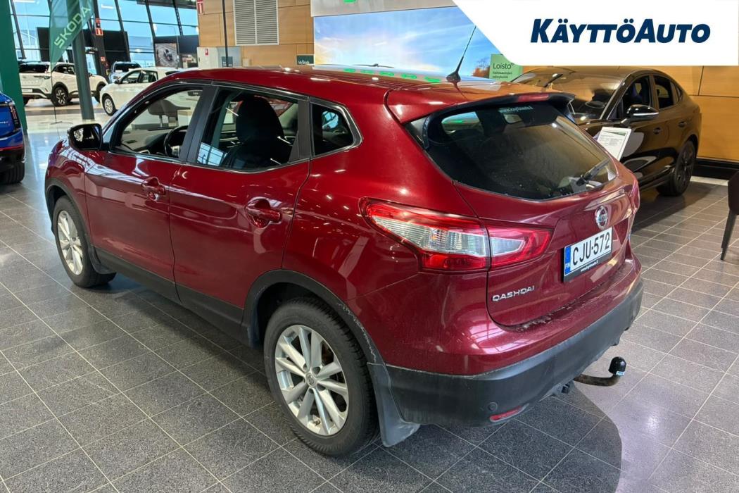 NISSAN Qashqai 2015